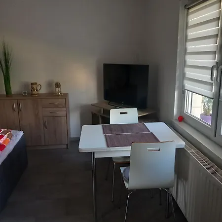 Gaestezimmer Melz アパート リューダースドルフ