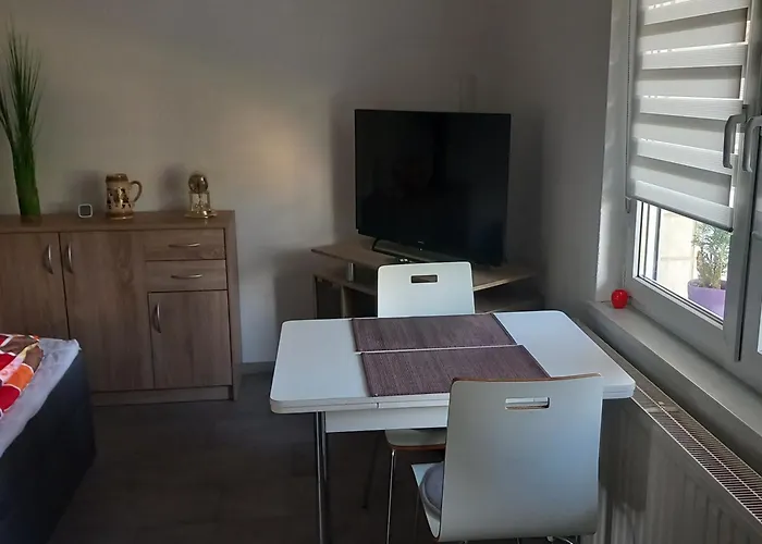 Gaestezimmer Melz アパート リューダースドルフ